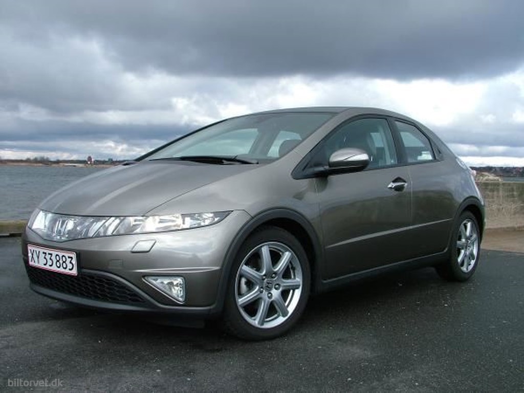 Anmeldelse Honda Civic 1 8 Sport Biltorvet Honda Civic